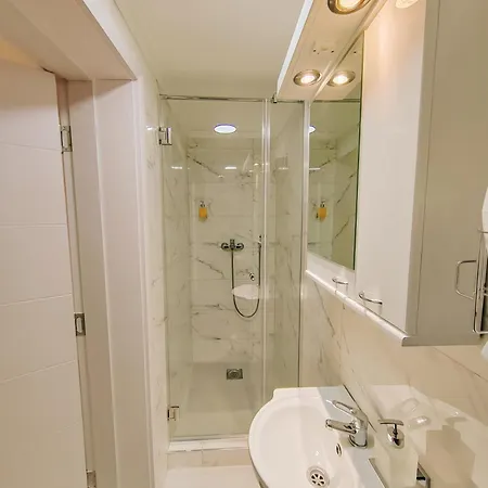 Apartament Premijer 2 *
